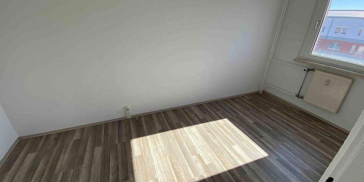 Etagenwohnung Bad Düben Weinbergshäuser - 4 Zimmer, 70 m&sup2;, 494&euro; | Angebot:24736533