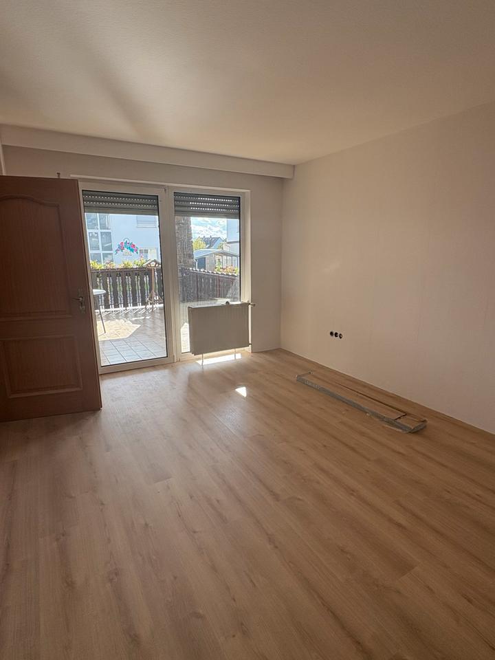 ANFRAGESTOPP Schöne, helle 2-Zimmer-Wohnung in Langgöns !!!