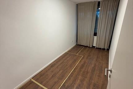 Wohnen auf Zeit Köln Porz - 5 Zimmer, 9 m&sup2;, 480&euro; | Angebot:25809292