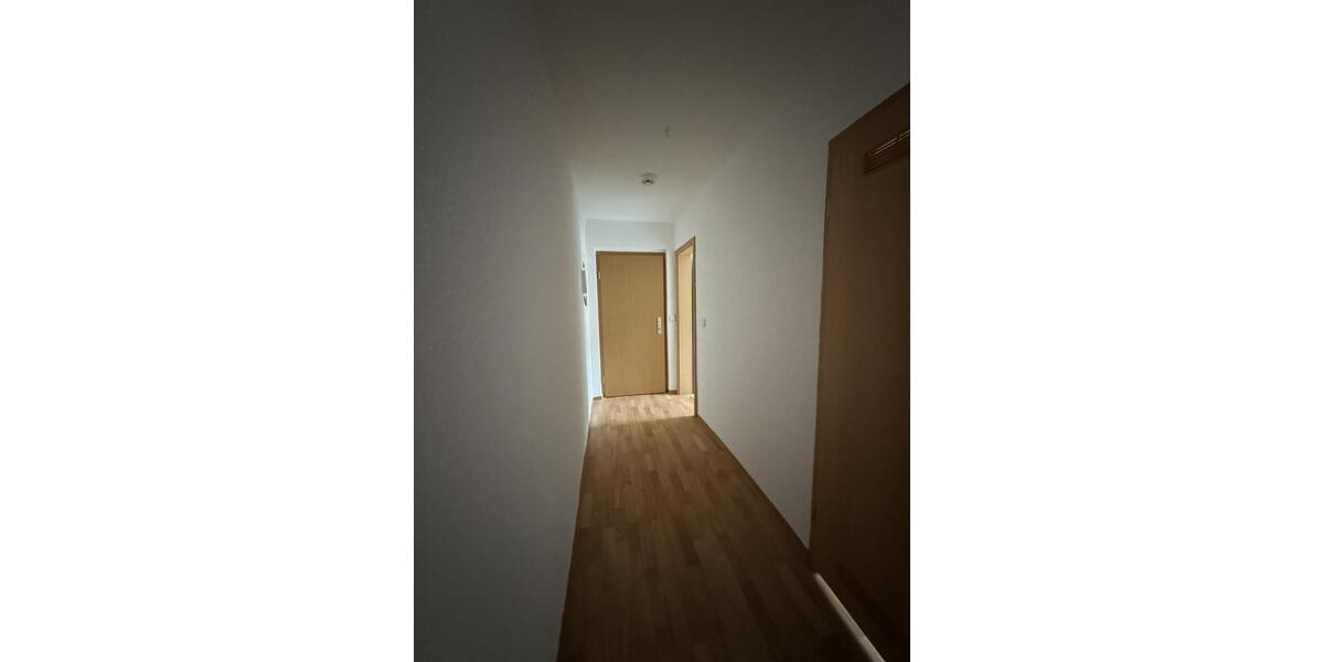 Etagenwohnung Nienburg (Saale) - 2 Zimmer, 50 m&sup2;, 325&euro; | Angebot:26162208