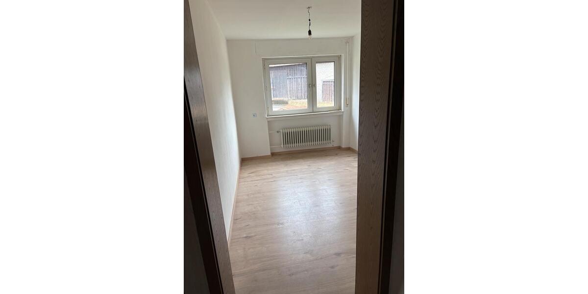 Terrassenwohnung Mücke - 4 Zimmer, 110 m&sup2;, 950&euro; | Angebot:24767241