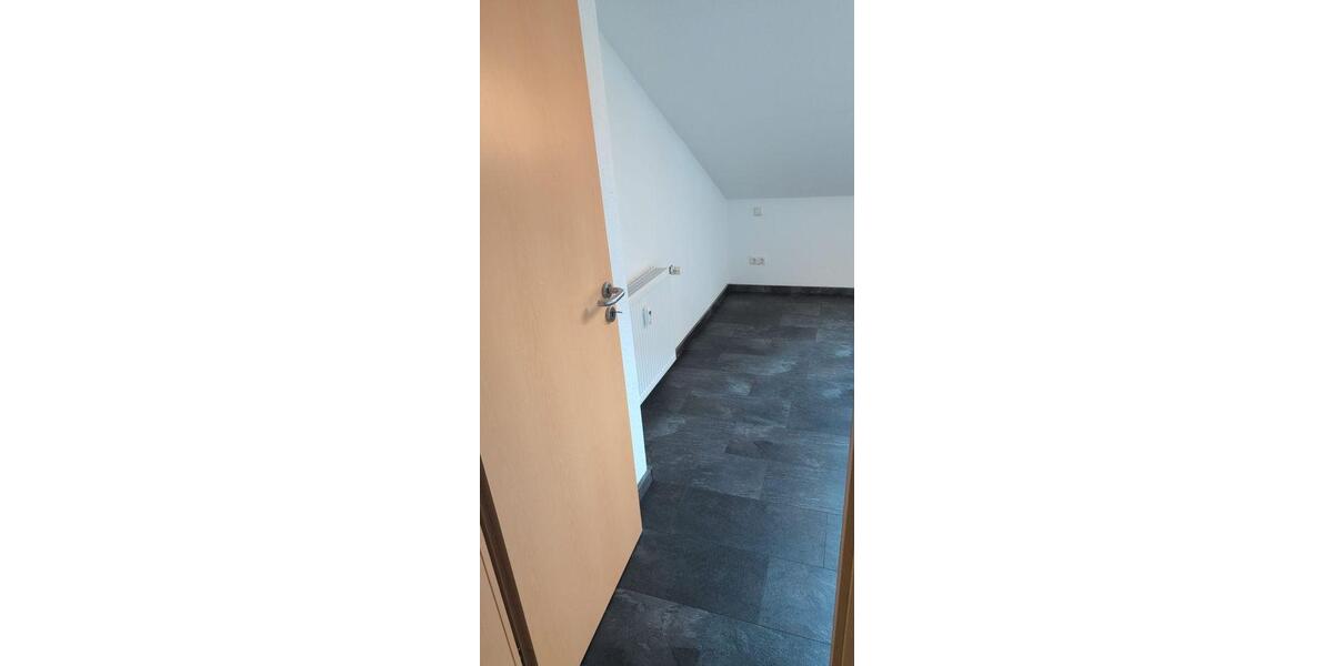 Dachgeschoßwohnung Kirchberg im Wald - 2 Zimmer, 55 m&sup2;, 350&euro; | Angebot:26705069