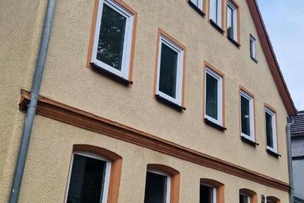 Haus Neustadt bei Coburg - 5.5 Zimmer, 200 m&sup2;, 1.800&euro; | Angebot:24840762