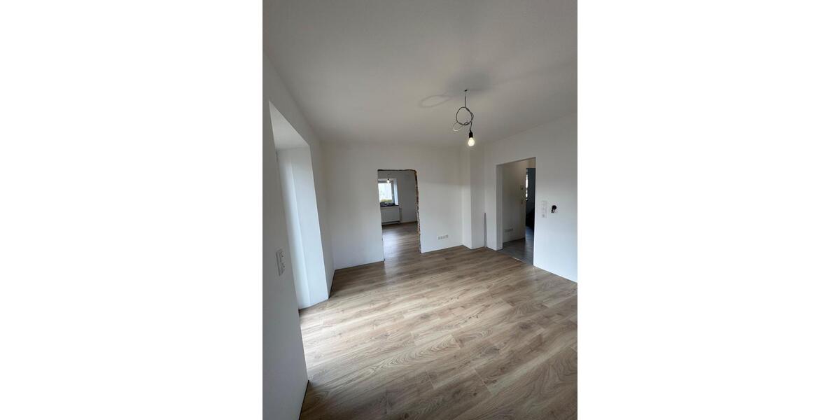 Erdgeschoßwohnung Schwandorf - 2 Zimmer, 53 m&sup2;, 700&euro; | Angebot:25168563