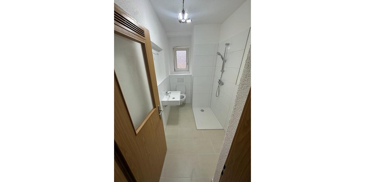 Etagenwohnung Saarbrücken - 2 Zimmer, 60 m&sup2;, 550&euro; | Angebot:26626524