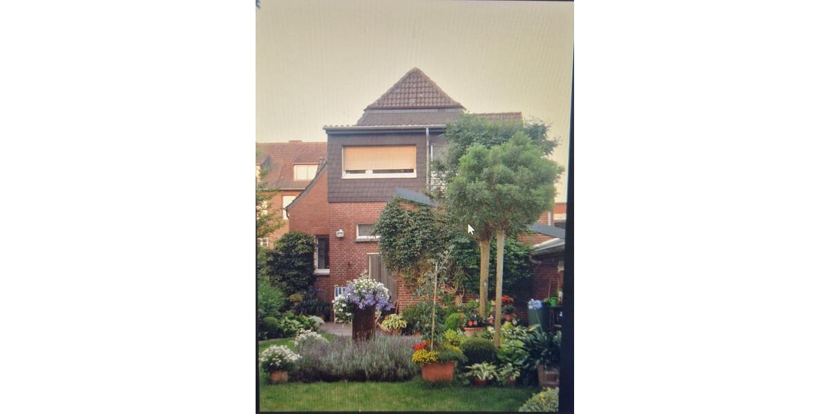 Einfamilienhaus mit Garten-zentrale Lage 7 zimmer