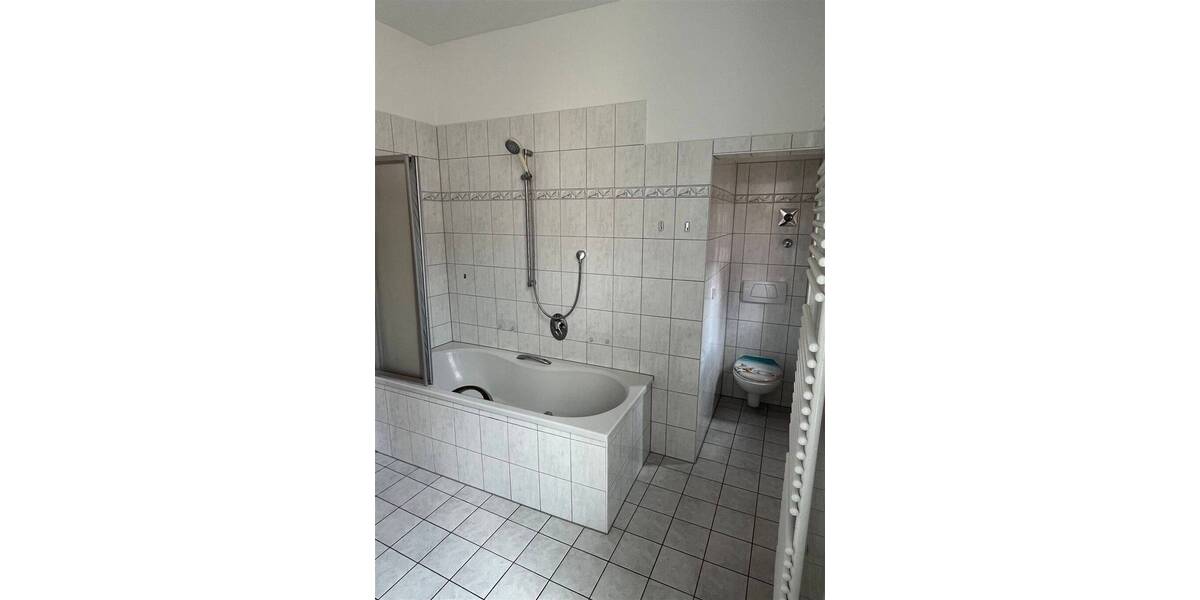 Etagenwohnung Torgau - 3 Zimmer, 83 m&sup2;, 498&euro; | Angebot:26204347