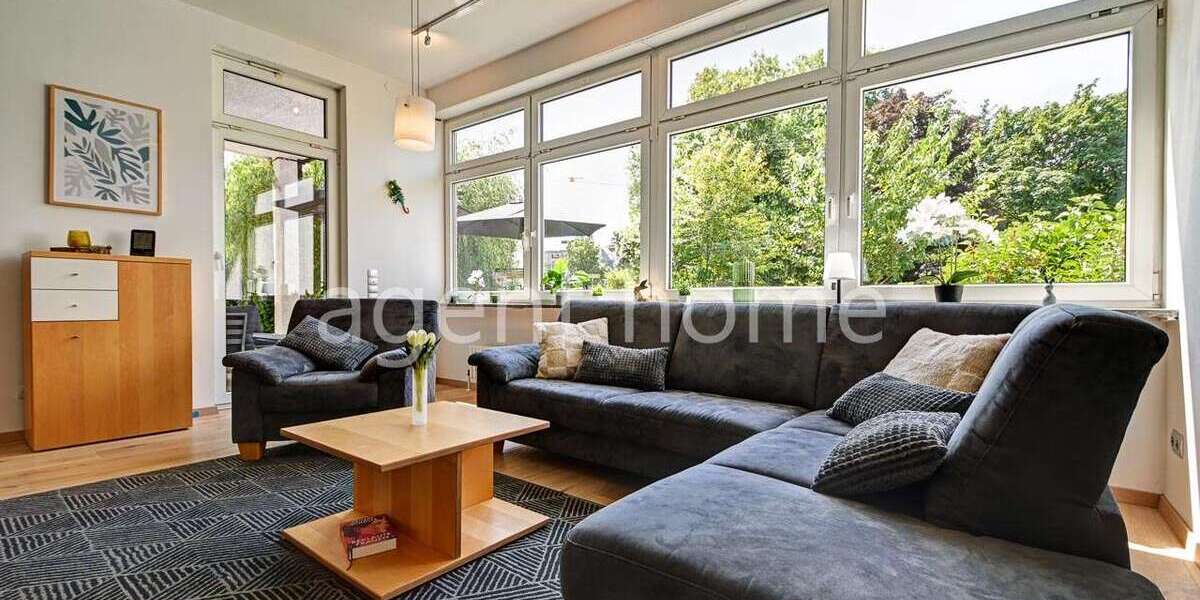 Etagenwohnung Filderstadt - 5 Zimmer, 130 m&sup2;, 2.910&euro; | Angebot:27159918