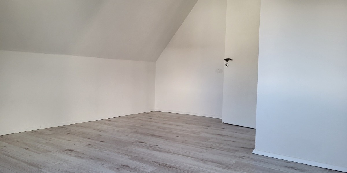 Einfamilienhaus mit Doppelgarage in Kirchehrenbach zu vermieten. 4 zimmer