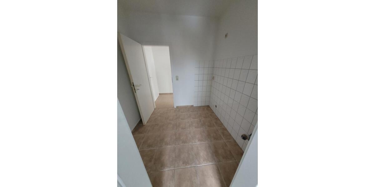 Etagenwohnung Neustrelitz - 1 Zimmer, 31 m&sup2;, 231&euro; | Angebot:24712055