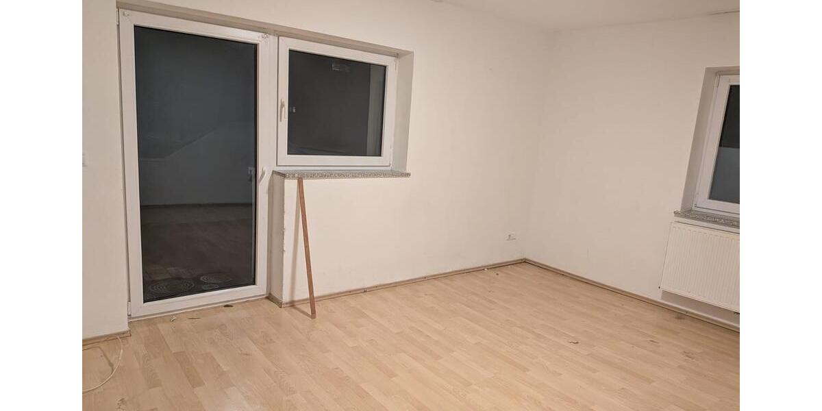 2-Etagen-Whg. 90m² mit 3 Kinderzimmer ab sofort in SulzbachInn 5 zimmer