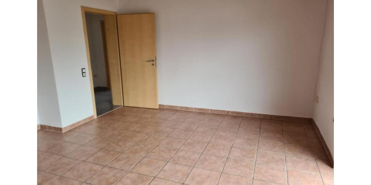 Etagenwohnung Ramstein-Miesenbach Miesenbach - 6 Zimmer, 190 m&sup2;, 1.700&euro; | Angebot:26222595
