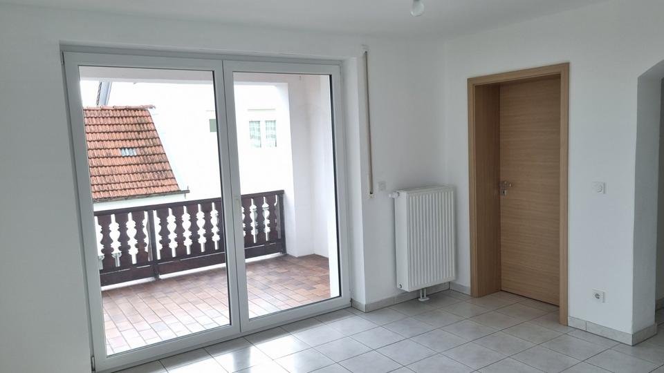 Etagenwohnung Rohrbach - 4 Zimmer, 95 m&sup2;, 1.250&euro; | Angebot:24629851
