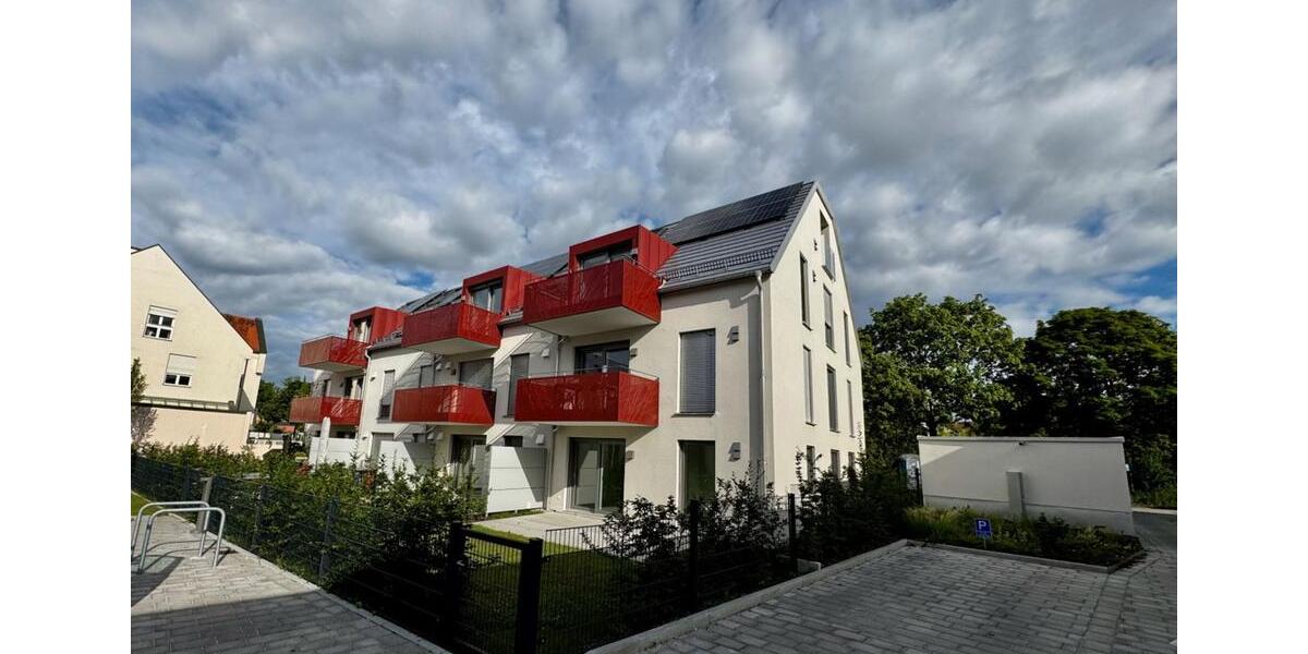 Dachgeschoßwohnung Dachau - 3 Zimmer, 93 m&sup2;, 1.990&euro; | Angebot:26645461