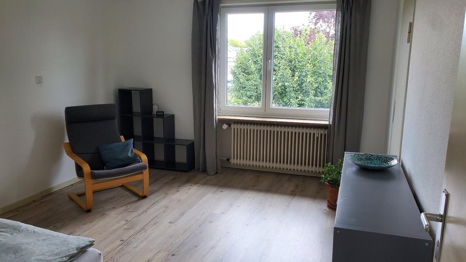 Wohnen auf Zeit Saarbrücken Kieselhumes - 1 Zimmer, 16 m&sup2;, 485&euro; | Angebot:25940971