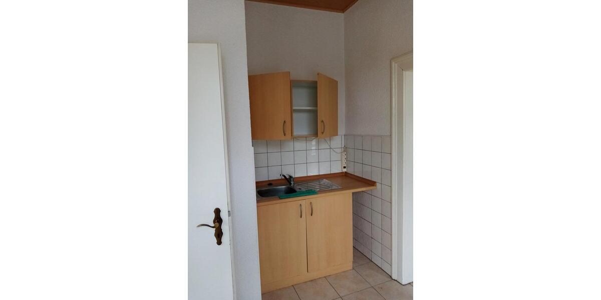Etagenwohnung Seifhennersdorf - 1 Zimmer, 30 m&sup2;, 165&euro; | Angebot:26130107