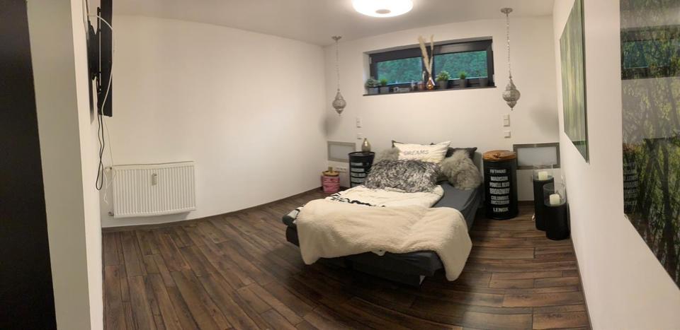 Erdgeschoßwohnung Adelsdorf - 5 Zimmer, 146 m&sup2;, 1.490&euro; | Angebot:25053262