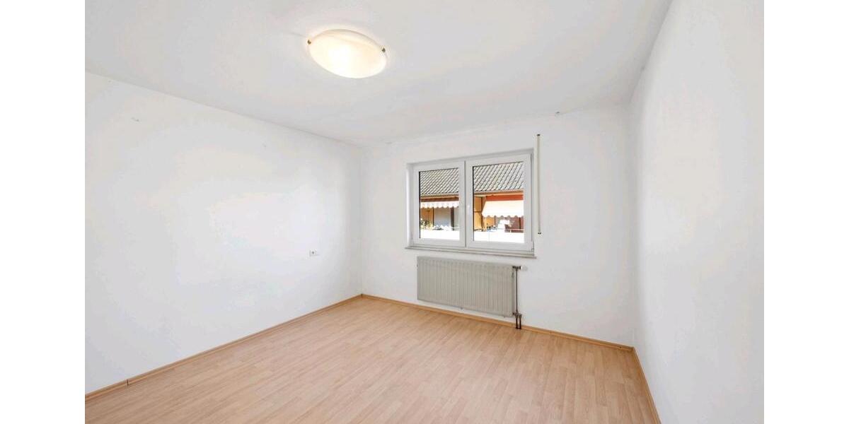 Lichtdurchflutete Wohnung ab 01.03.26 2 zimmer