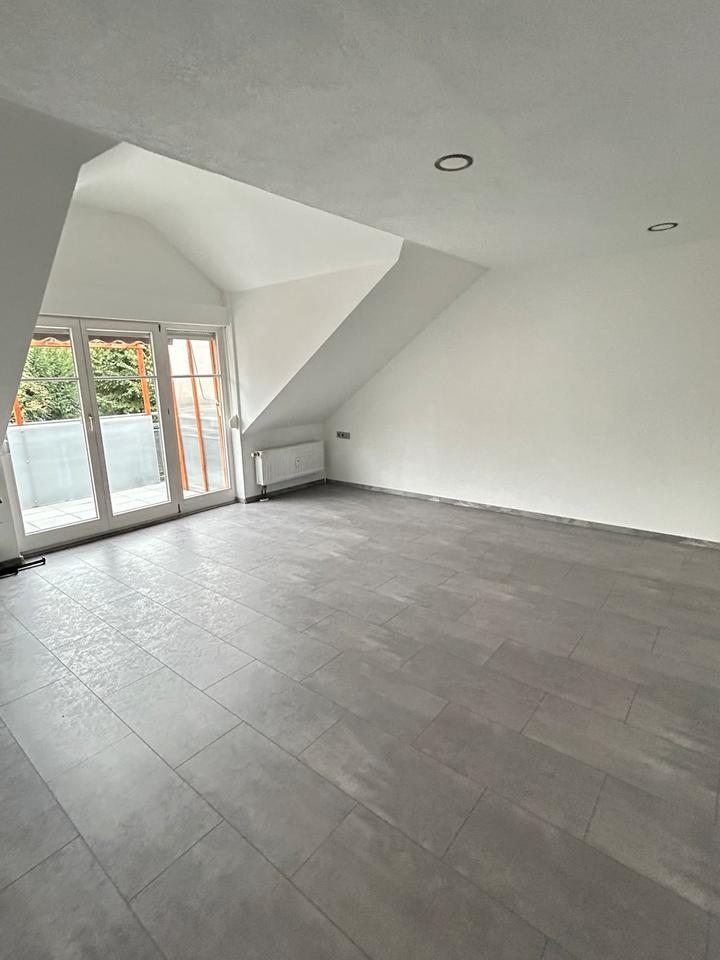 Moderne 1,5 Zimmer Wohnung in Ellhofen zu vermieten zimmer