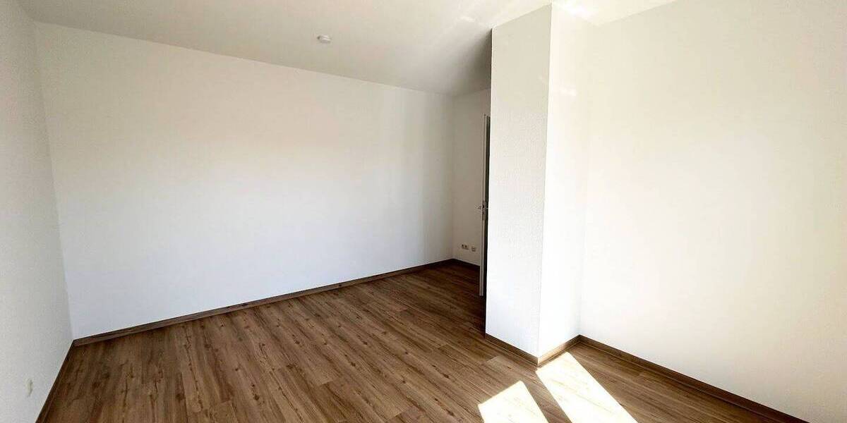 Etagenwohnung Dresden Johannstadt-Süd - 2 Zimmer, 68 m&sup2;, 657&euro; | Angebot:26154797