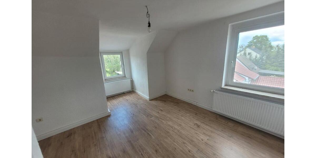 Dachgeschoßwohnung Beilrode - 4 Zimmer, 84 m&sup2;, 450&euro; | Angebot:26659870