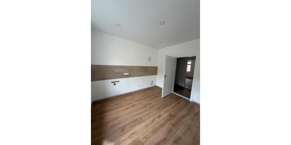 Etagenwohnung Sebnitz - 2 Zimmer, 92 m&sup2;, 783&euro; | Angebot:26623857