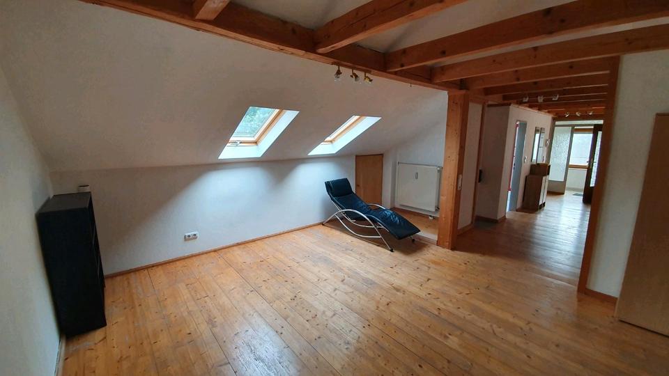 Dachgeschoßwohnung Haag in Oberbayern - 1 Zimmer, 50 m&sup2;, 670&euro; | Angebot:26365018