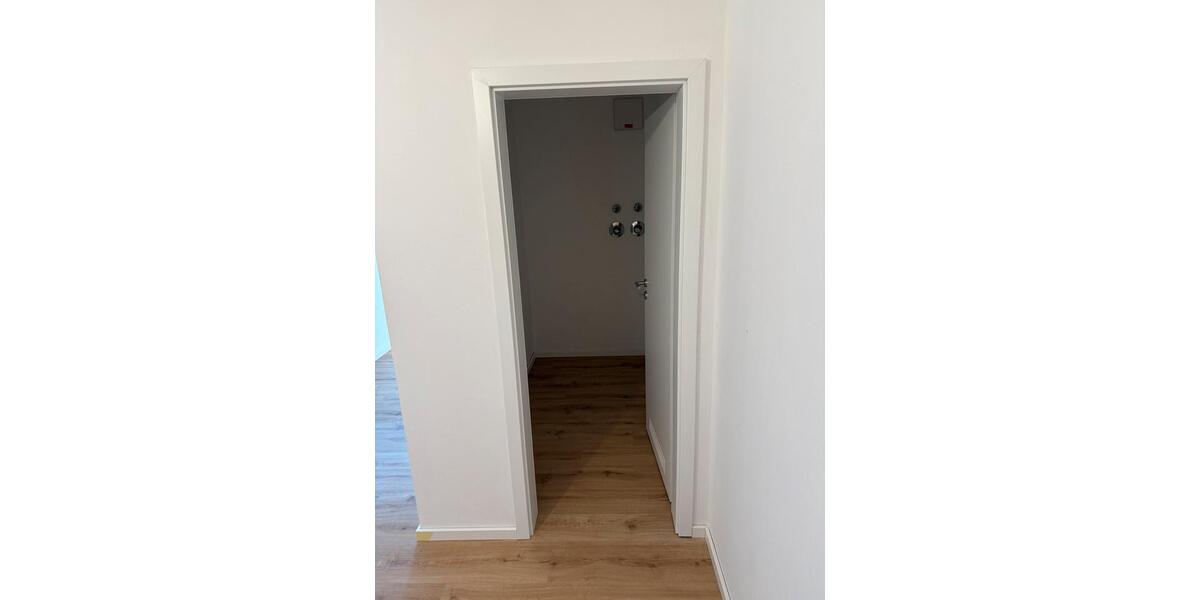 Dachgeschoßwohnung Burglengenfeld - 3 Zimmer, 96 m&sup2;, 950&euro; | Angebot:25282310