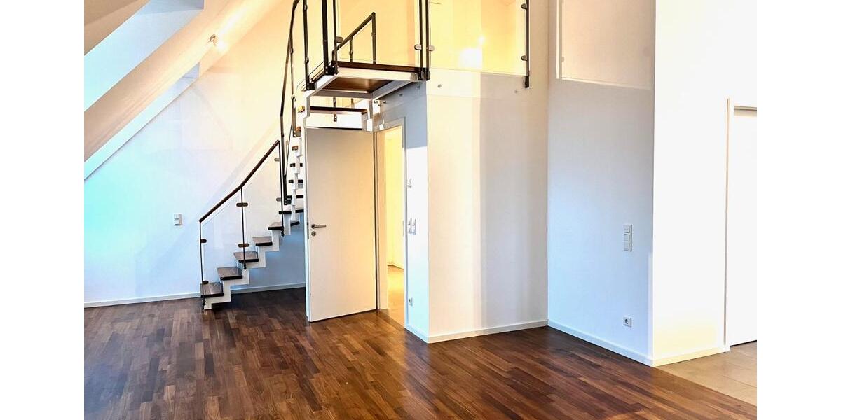 Etagenwohnung Regensburg Kumpfmühl - 2 Zimmer, 94 m&sup2;, 1.480&euro; | Angebot:26538627