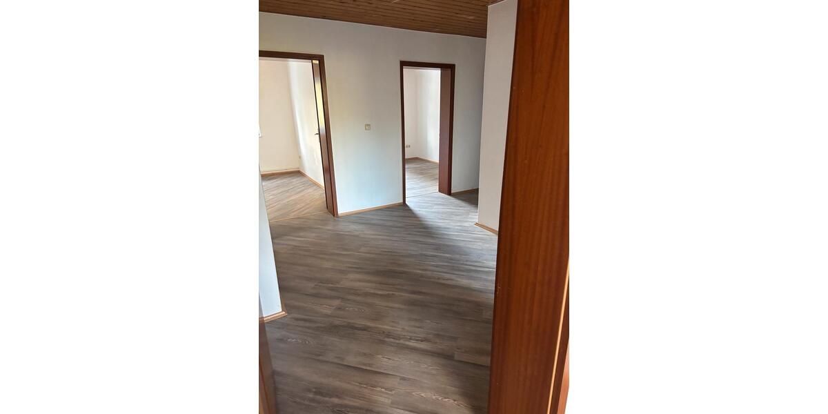 Etagenwohnung Rethem (Aller) - 4 Zimmer, 98 m&sup2;, 818&euro; | Angebot:26075086
