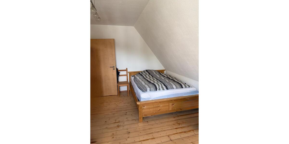 Dachgeschoßwohnung Waldbröl - 2 Zimmer, 47 m&sup2;, 420&euro; | Angebot:26564958