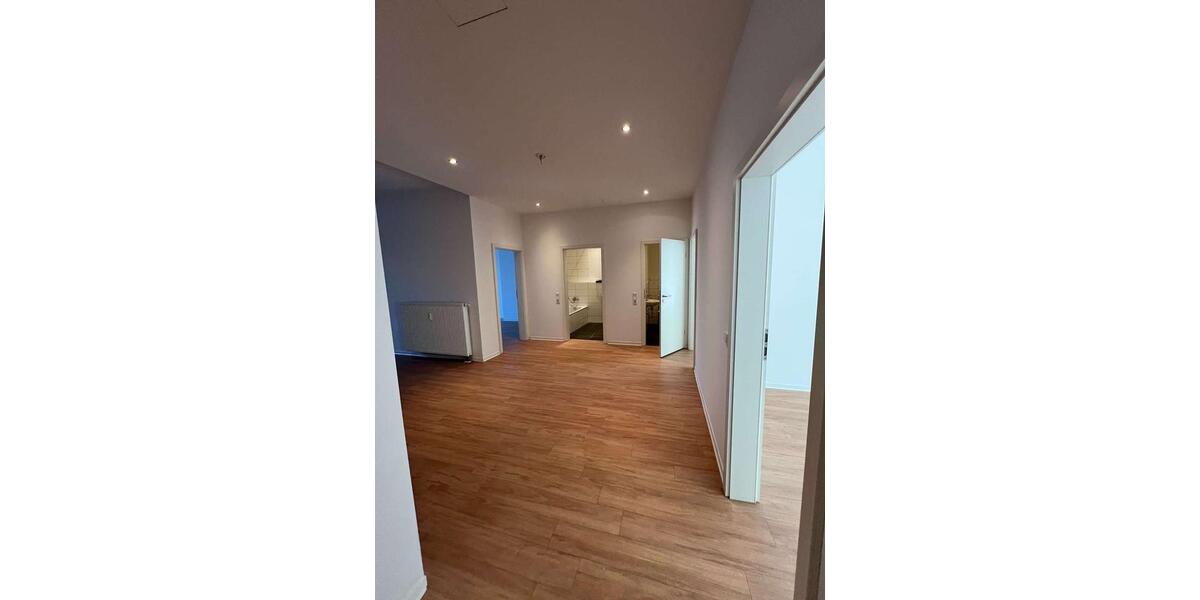 Etagenwohnung Köln Lindenthal - 3 Zimmer, 115 m&sup2;, 1.670&euro; | Angebot:25646825