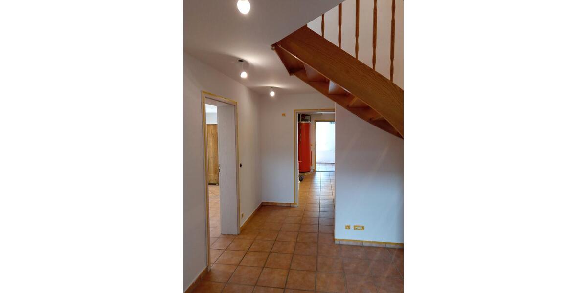 Einfamilienhaus Kaufbeuren - 5 Zimmer, 143 m&sup2;, 1.800&euro; | Angebot:25974145