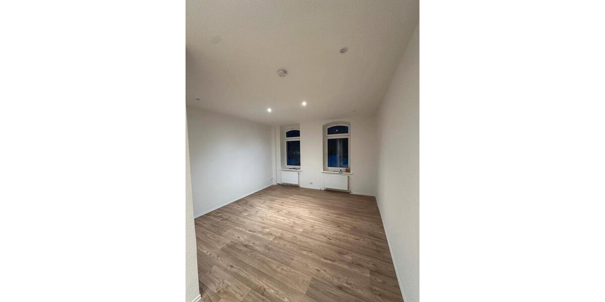 Erdgeschoßwohnung Hohenstein-Ernstthal Ernstthal - 1 Zimmer, 35 m&sup2;, 249&euro; | Angebot:24369493