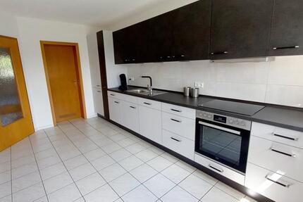 Wohnung Pirk - 3 Zimmer, 85 m&sup2;, 850&euro; | Angebot:26565053