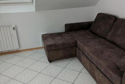 Dachgeschoss Wohnung mieten in Wald-Erlenbach, Heppenheim 2 zimmer