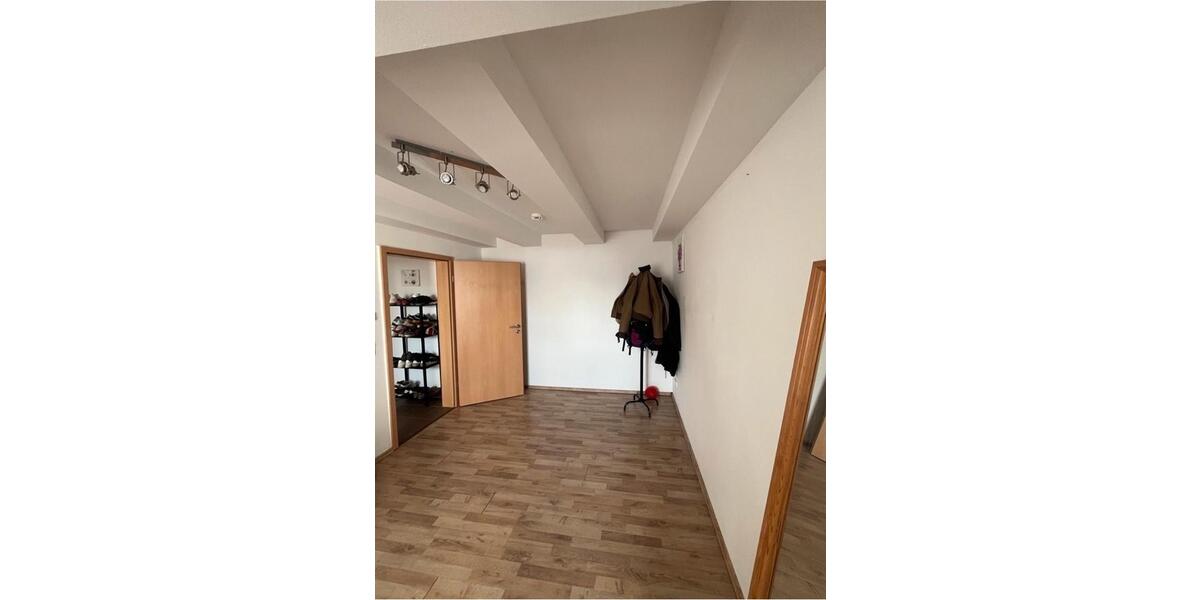 Dachgeschoßwohnung Schwerin Altstadt - 3 Zimmer, 65 m&sup2;, 580&euro; | Angebot:26018042