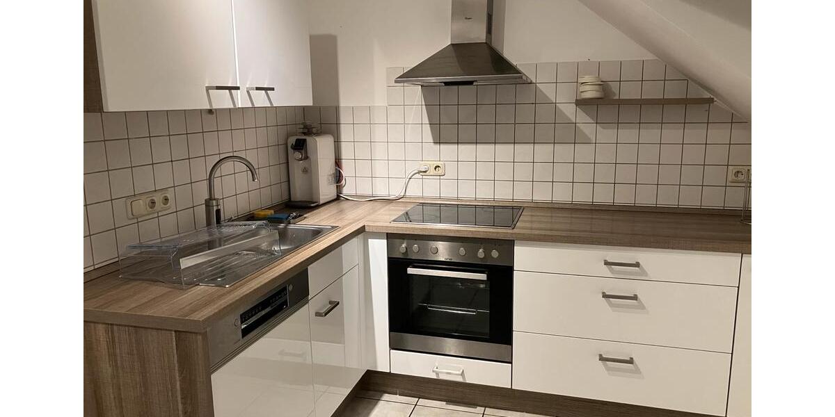 Dachgeschoßwohnung Delbrück - 3 Zimmer, 100 m&sup2;, 770&euro; | Angebot:25404249
