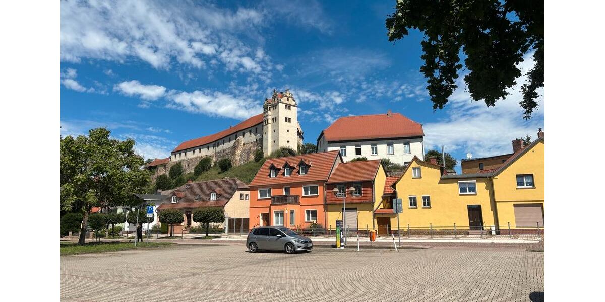 1-Zimmer-Wohnung exklusiven Burg-& Saaleblick frisch Saniert 1 zimmer