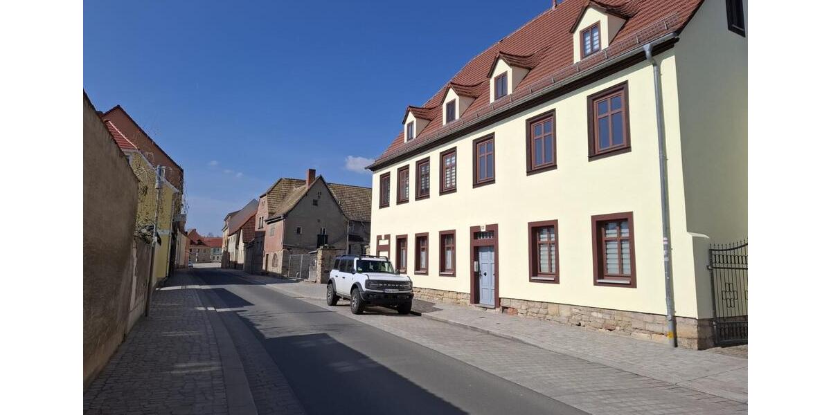 Etagenwohnung Bad Lauchstädt - 2.5 Zimmer, 64 m&sup2;, 416&euro; | Angebot:25874922