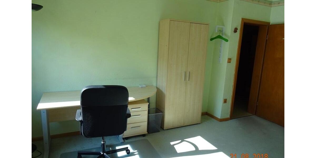 Wohnen auf Zeit Brühl - 1 Zimmer, 17 m&sup2;, 420&euro; | Angebot:26702346