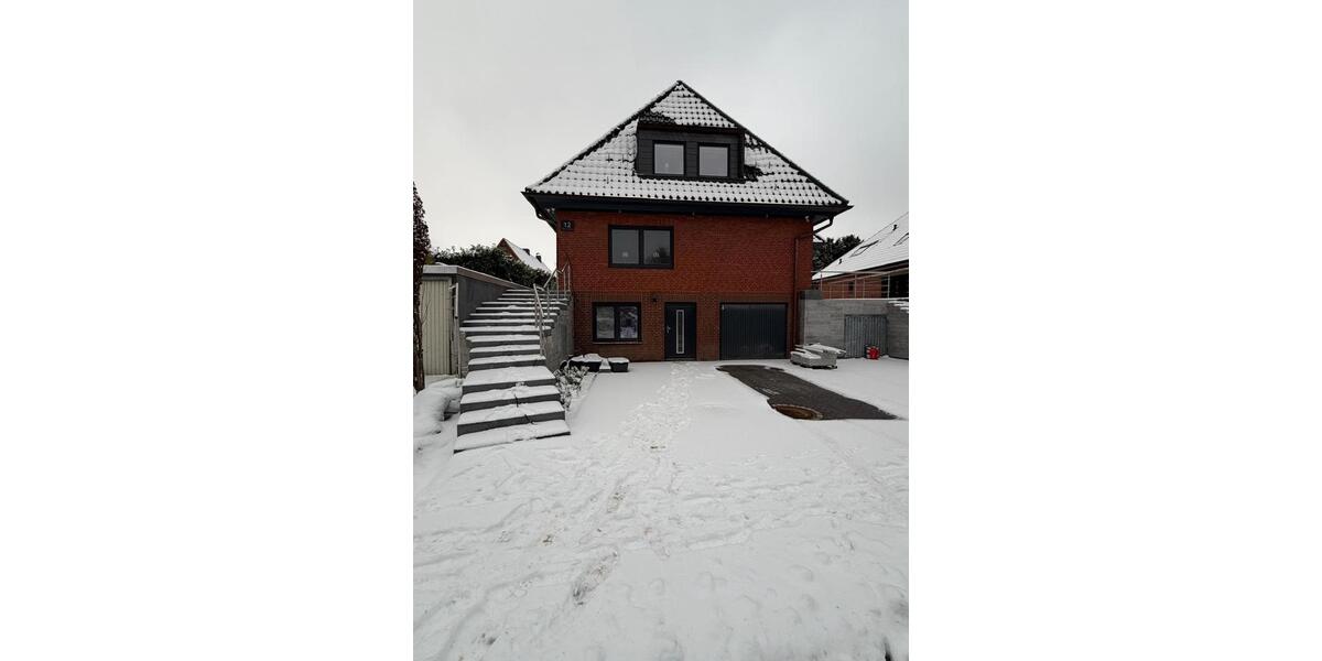 Dachgeschoßwohnung Molfsee - 4 Zimmer, 74 m&sup2;, 600&euro; | Angebot:24876335