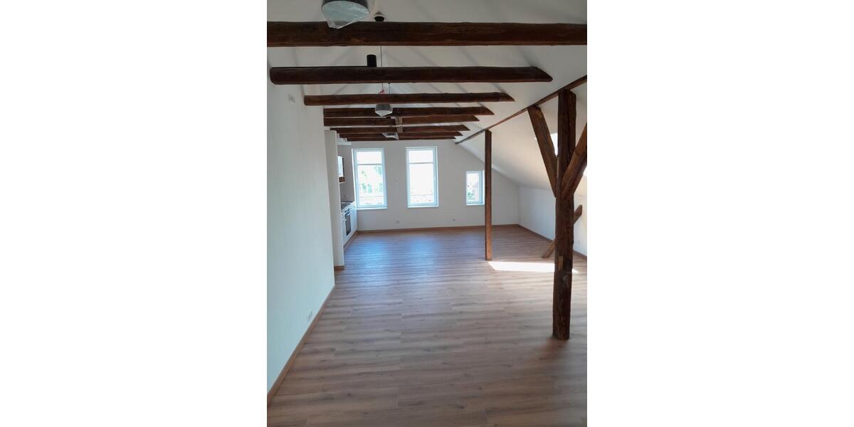 Dachgeschoßwohnung Varel - 2 Zimmer, 70 m&sup2;, 750&euro; | Angebot:26652733