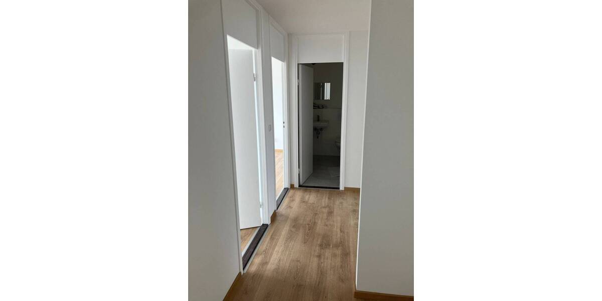 Etagenwohnung München Bogenhausen - 4 Zimmer, 89 m&sup2;, 1.950&euro; | Angebot:26154518