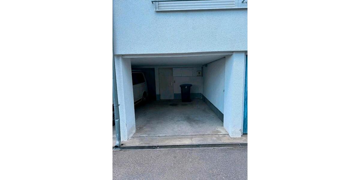 Hochparterre Göppingen Bruckwasen - 4 Zimmer, 122 m&sup2;, 1.250&euro; | Angebot:26515865