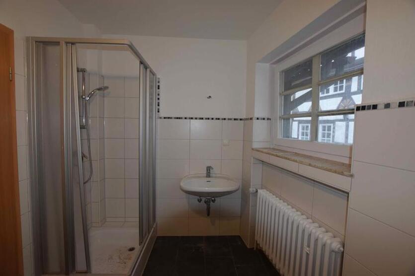 +++ Ich wurde renoviert! Charmante 4-Raumwohnung über 2 Etagen mit Tageslichtbad +++ zimmer