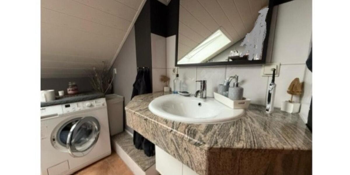 Dachgeschoßwohnung Isernhagen - 3 Zimmer, 72 m&sup2;, 750&euro; | Angebot:26517092