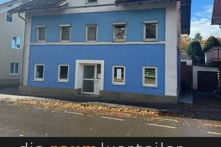 950 € warm! Helle Praxis-Büroräume im auffälligen Mehrfamilienhaus, Nähe Kurpark, sofort verfügbar zimmer