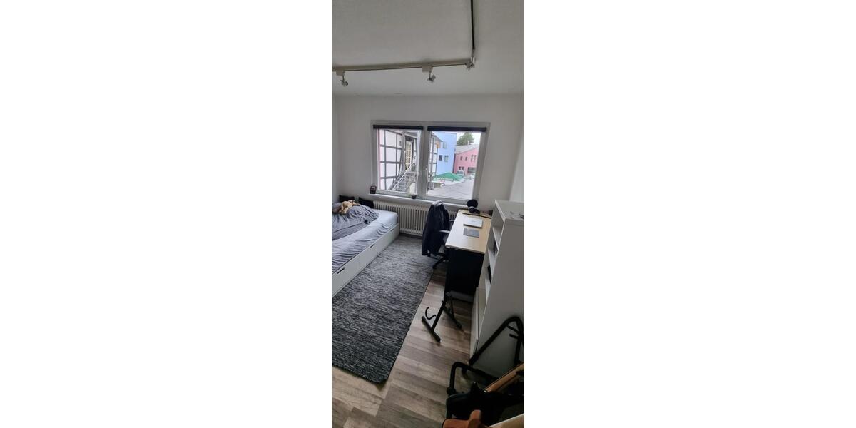 Wohnen auf Zeit Witten Heven - 8 Zimmer, 140 m&sup2;, 310&euro; | Angebot:25873391