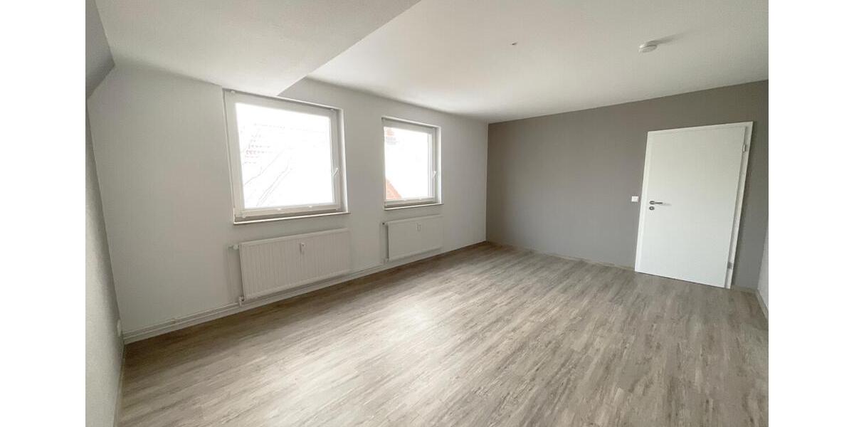 Dachgeschoßwohnung Niebüll - 3 Zimmer, 101 m&sup2;, 945&euro; | Angebot:24429241